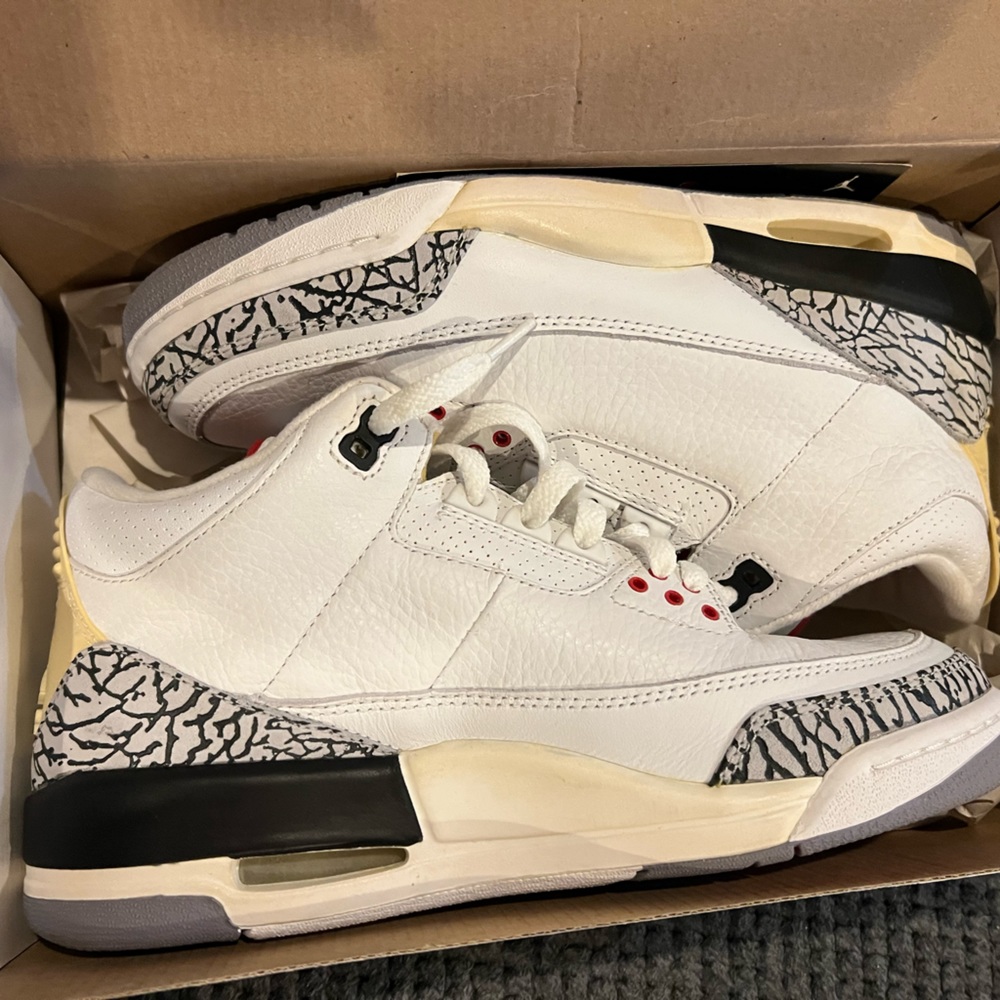 Rare Vintage 2003 - Air Jordan 3 Retro - White/Cement/Fire Red - Men’s 8 in box